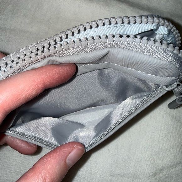 Nylon Wallet - Picture 4 of 4